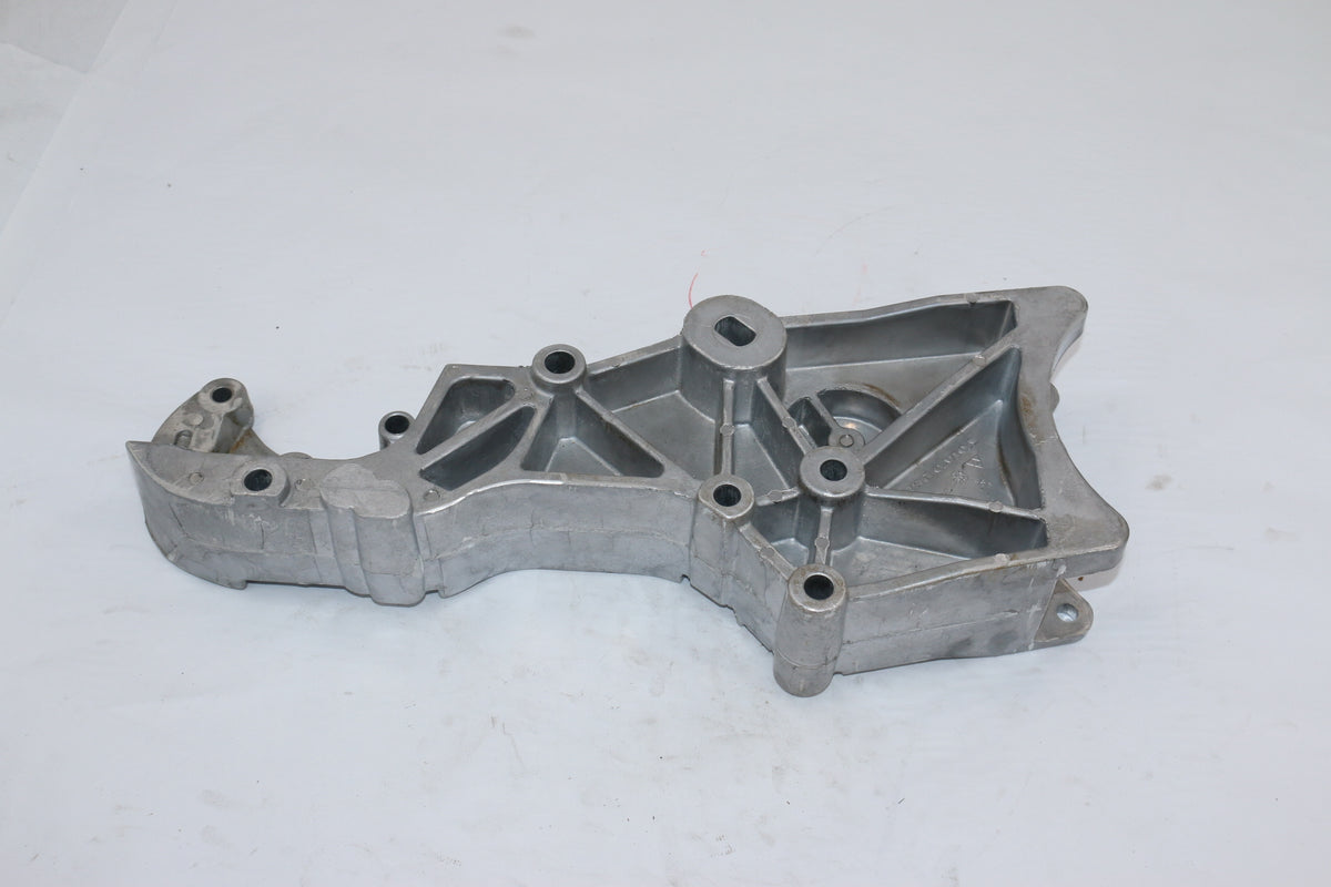 VOLVO PENTA ­-­ 3860200 ­-­ BRACKET