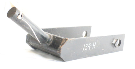 MAHINDRA ­-­ 134H ­-­ CASTER FORK