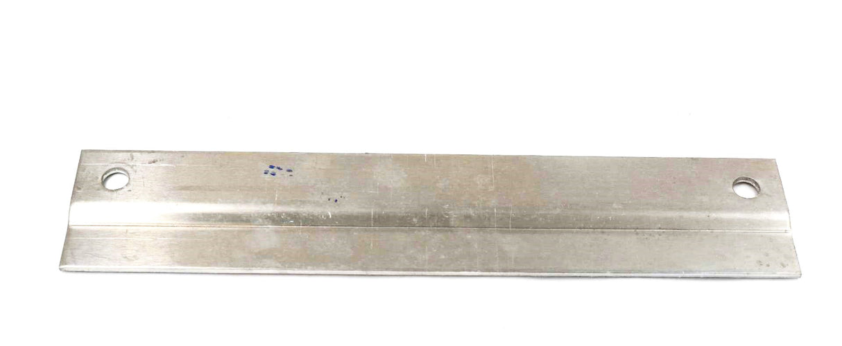 NAVISTAR ­-­ 3591918C1 ­-­ STEP MOUNTING BRACKET
