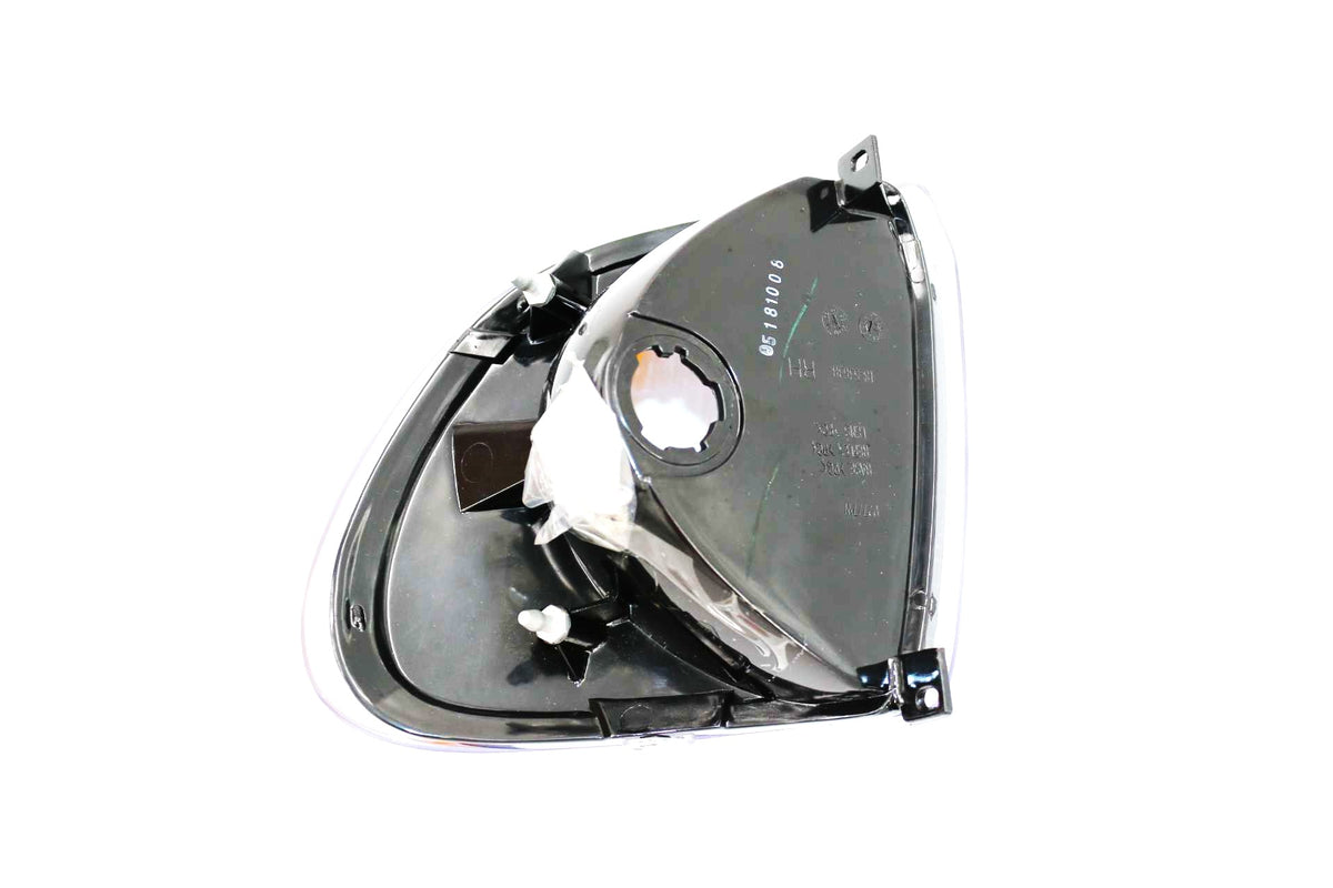 NAVISTAR ­-­ 2505369C91 ­-­ RIGHT TURN SIGNAL LIGHT