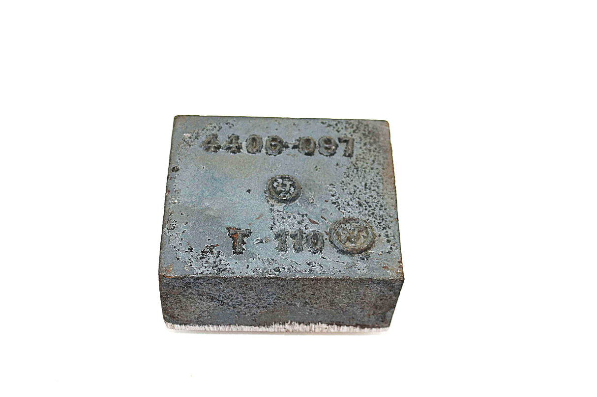 TEREX ­-­ 04406097 ­-­ INSERT