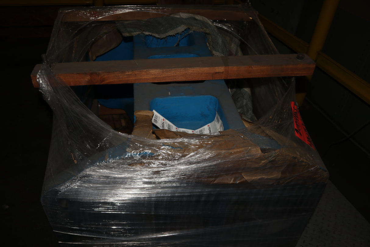 TEREX ­-­ JW42A1551 ­-­ REAR END FRAME