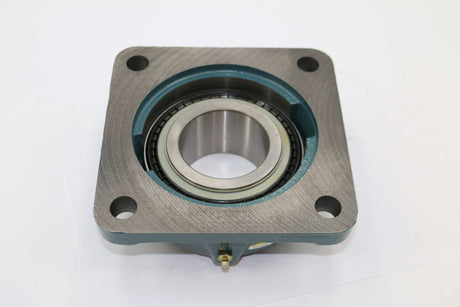 TEREX ­-­ 4512501710 ­-­ BEARING 2-15|16 4 BLT FLG