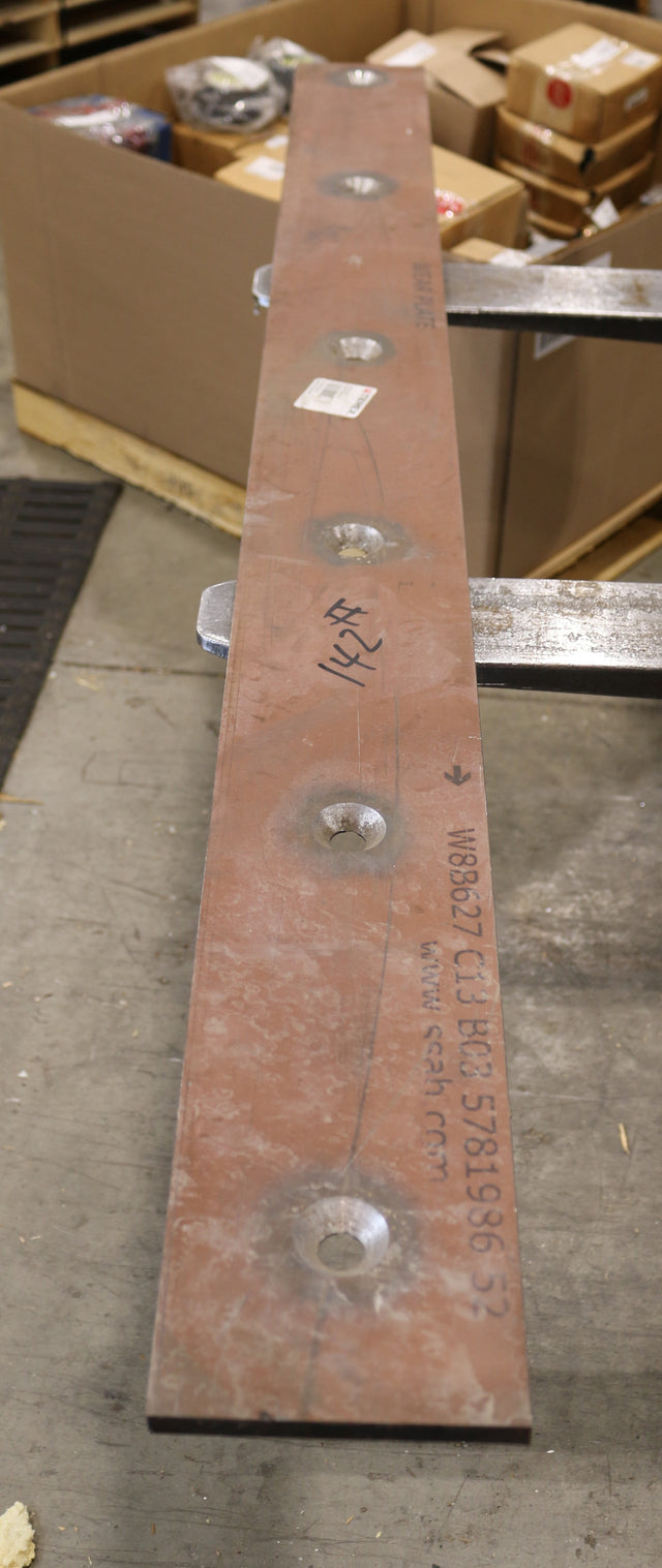 TEREX ­-­ 0804708157 ­-­ LINER REAR LH