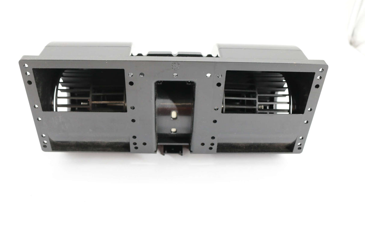 PREVOST ­-­ 19501215 ­-­ FAN & MOTOR - EVAPORATOR ASSEMBLY
