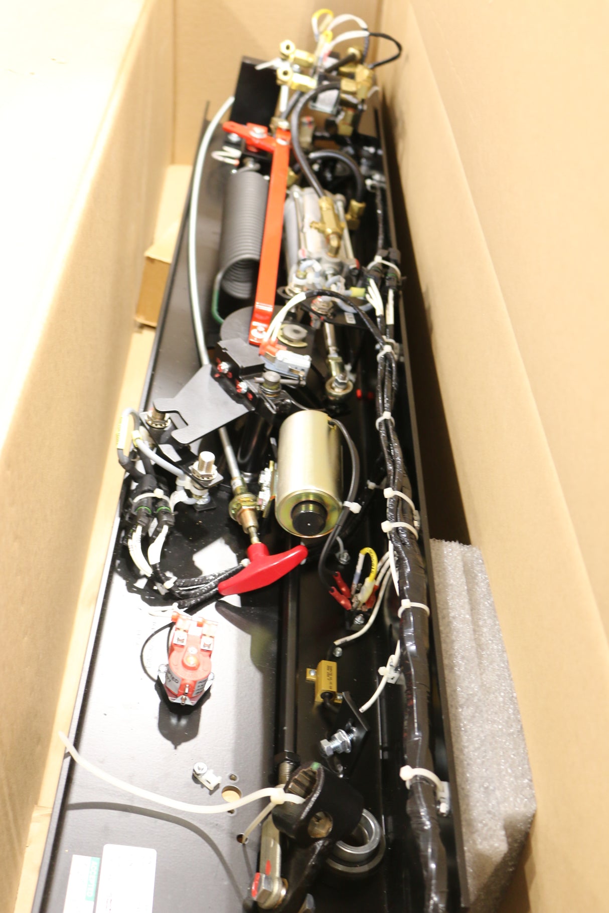 PREVOST ­-­ 19519183 ­-­ BASEPLATE ASSY