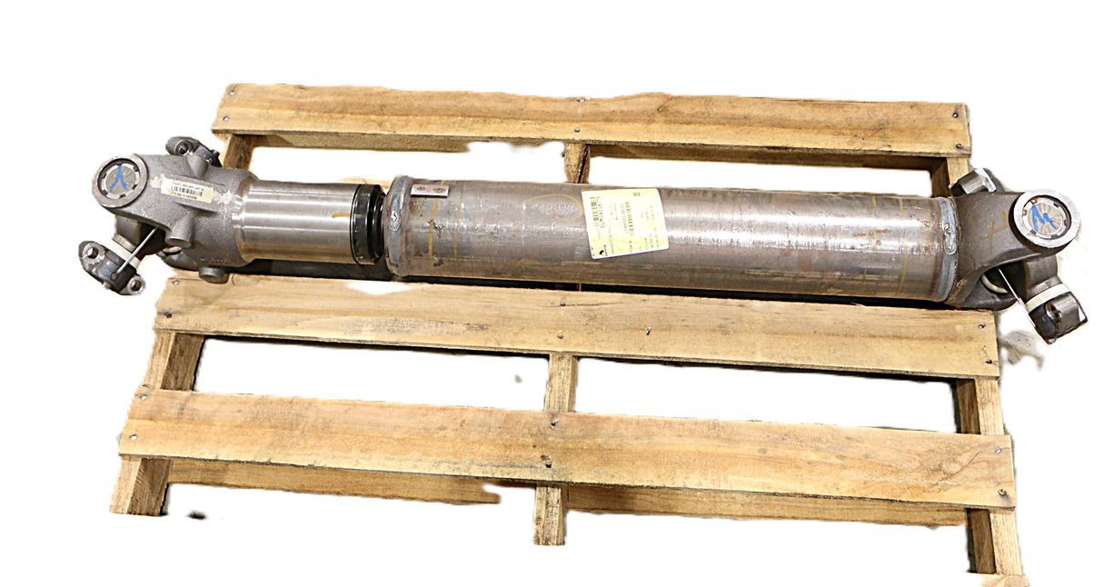 MERITOR ­-­ 25RHS022B251 ­-­ DRIVE SHAFT ASSEMBLY