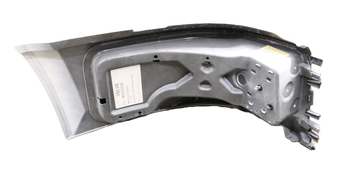 VOLVO - REFURBISHED ­-­ 82721510P3029 ­-­ PAINTED CLASSIC LH BUMPER CORNER 82721510 WHITE