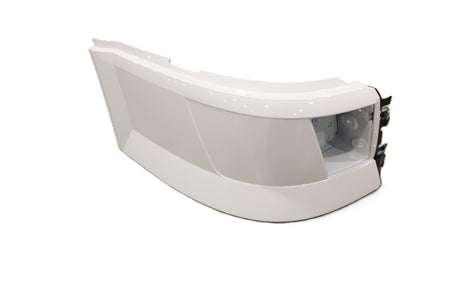 VOLVO - REFURBISHED ­-­ 82721512P3029 ­-­ PAINNTED CLASSIC RH BUMPER CORNER 82721512 WHITE