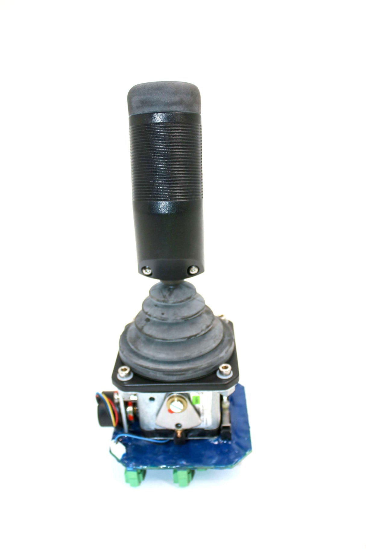 W. GESSMANN ­-­ 5140200074 ­-­ JOYSTICK V10