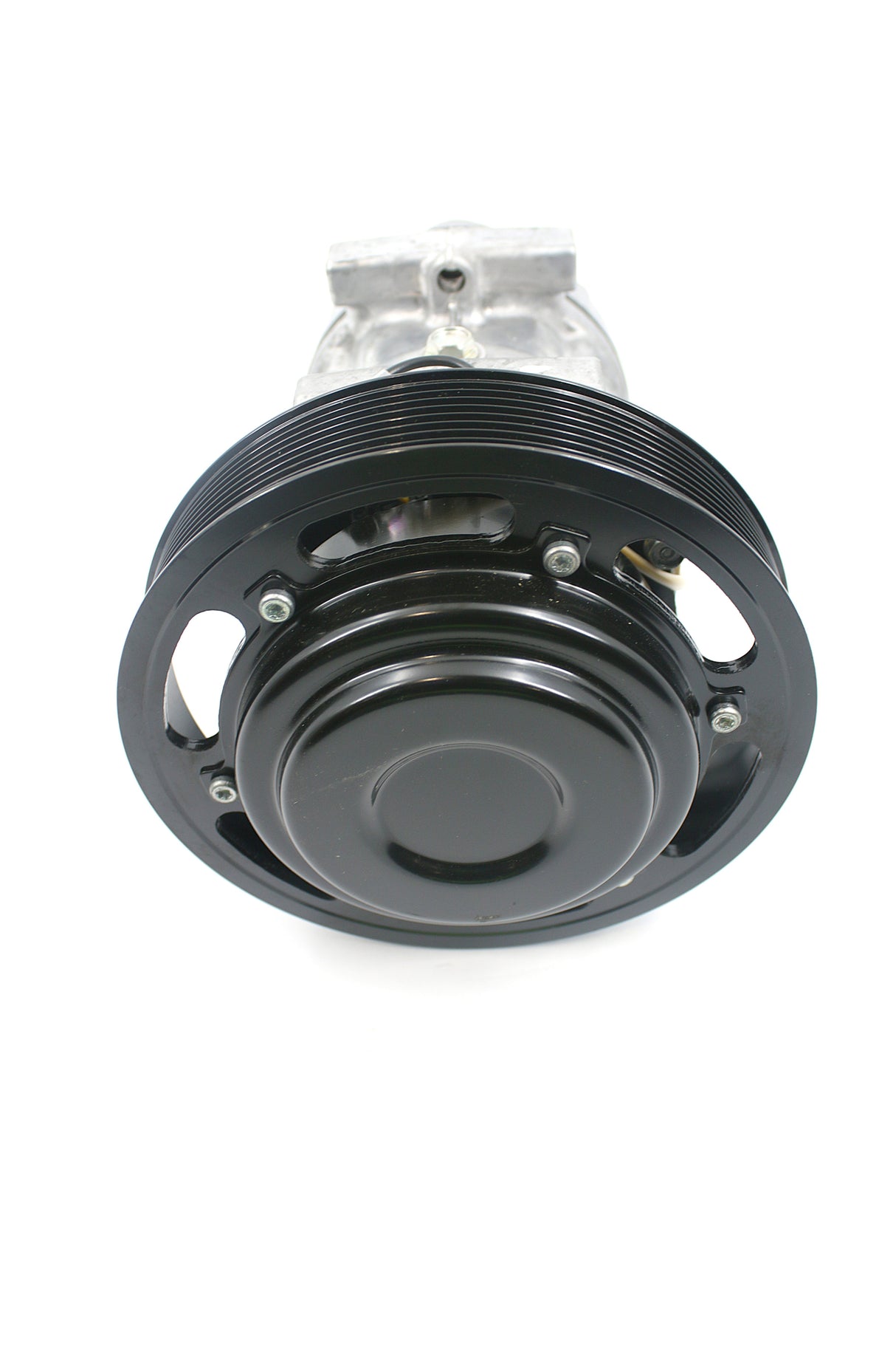 VOLVO PENTA ­-­ 23576707 ­-­ COMPRESSOR - AC SANDEN MODEL 7586A