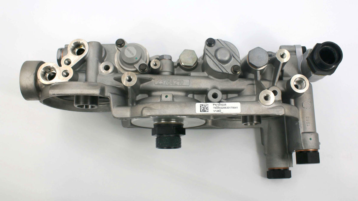 VOLVO PENTA ­-­ 17533225 ­-­ OIL FILTER HOUSING