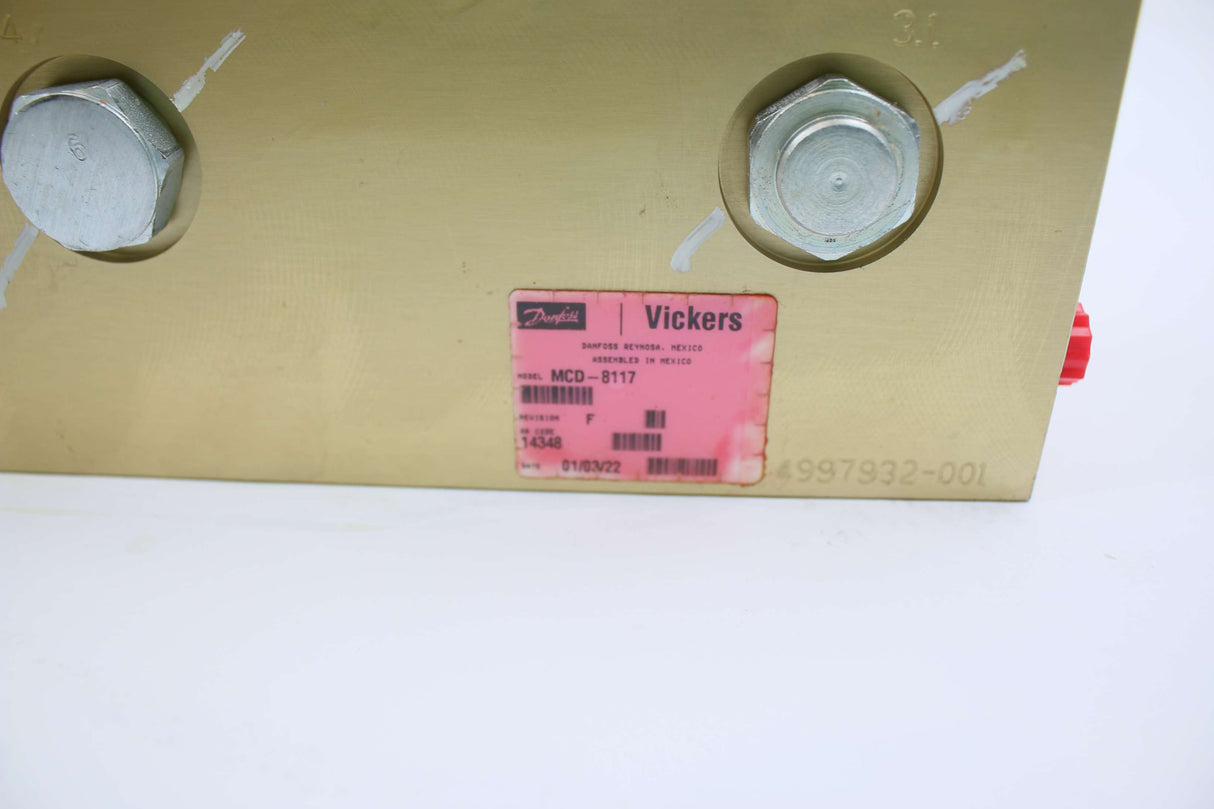 JCB ­-­ 332/H9293 ­-­ VALVE