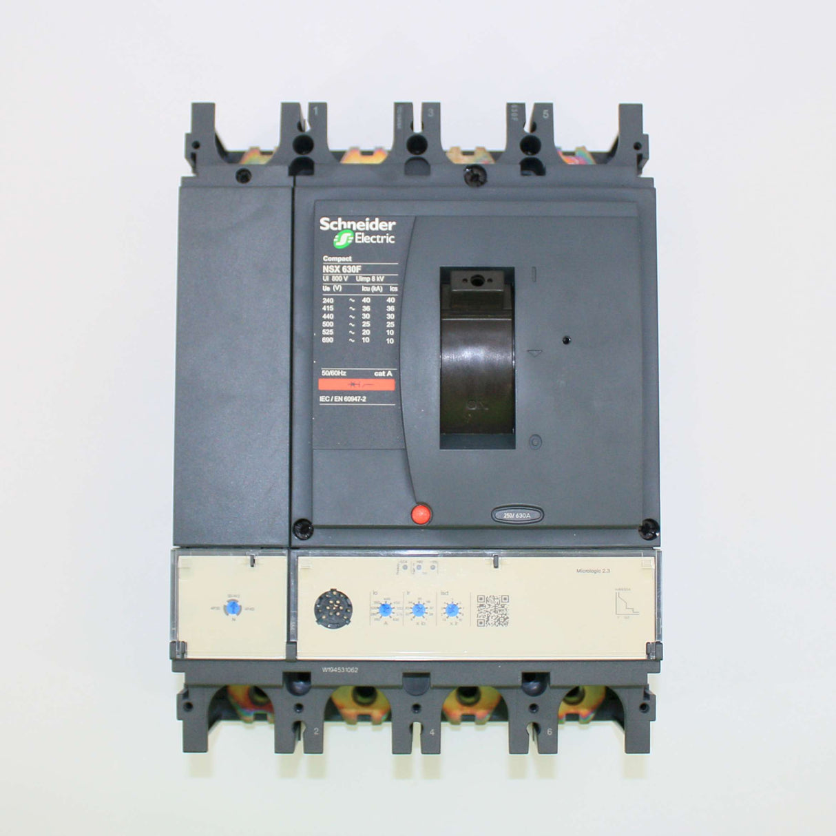 JCB ­-­ 400/Y6168 ­-­ 36kA/415VAC  MicroLogic 2.3 trip unit 630A  4 pole