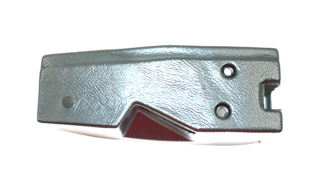 JCB ­-­ 122/67475 ­-­ COVER LOCK R.H.