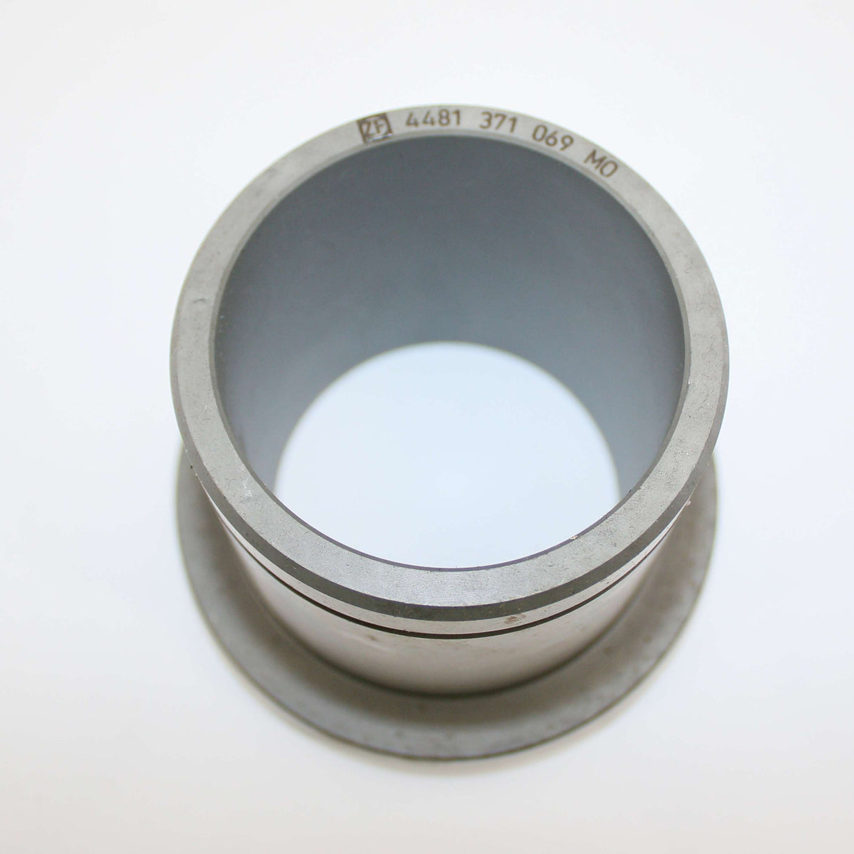 JCB ­-­ 333/D3791 ­-­ SLEEVE - SLIDING