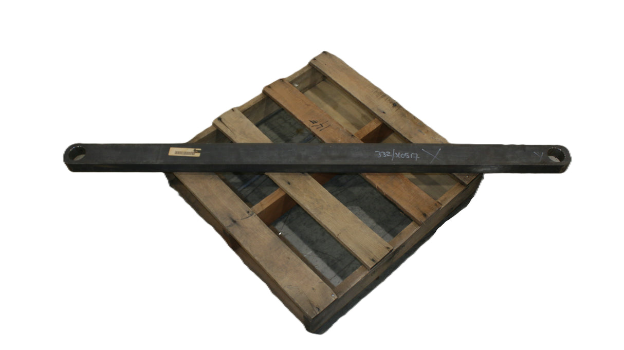 JCB ­-­ 332/X0517 ­-­ LOWER LINK