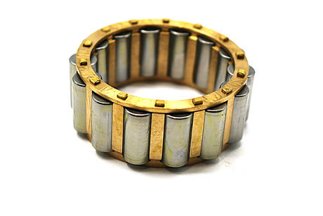 JCB ­-­ 04/801574 ­-­ CAGE ROLLER
