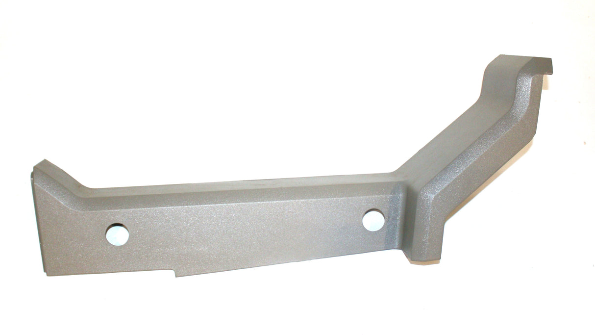 JCB ­-­ 332/L6675 ­-­ B POST COVER RH VOLVO