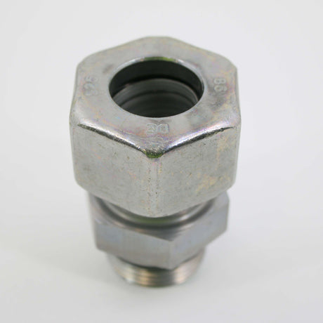 JCB ­-­ 335/A3816 ­-­ FITTING