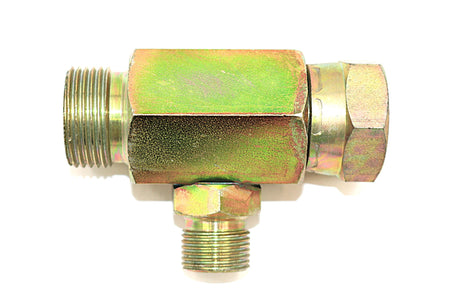 JCB ­-­ 816/50001 ­-­ TEE ADAPTOR