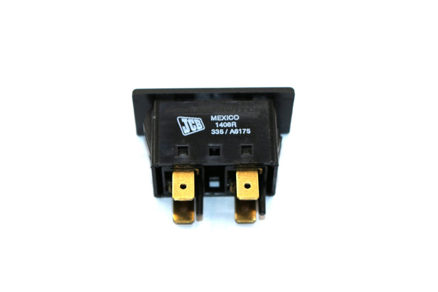 JCB ­-­ 335/A6175 ­-­ LAMP PANEL LENS B/R/E