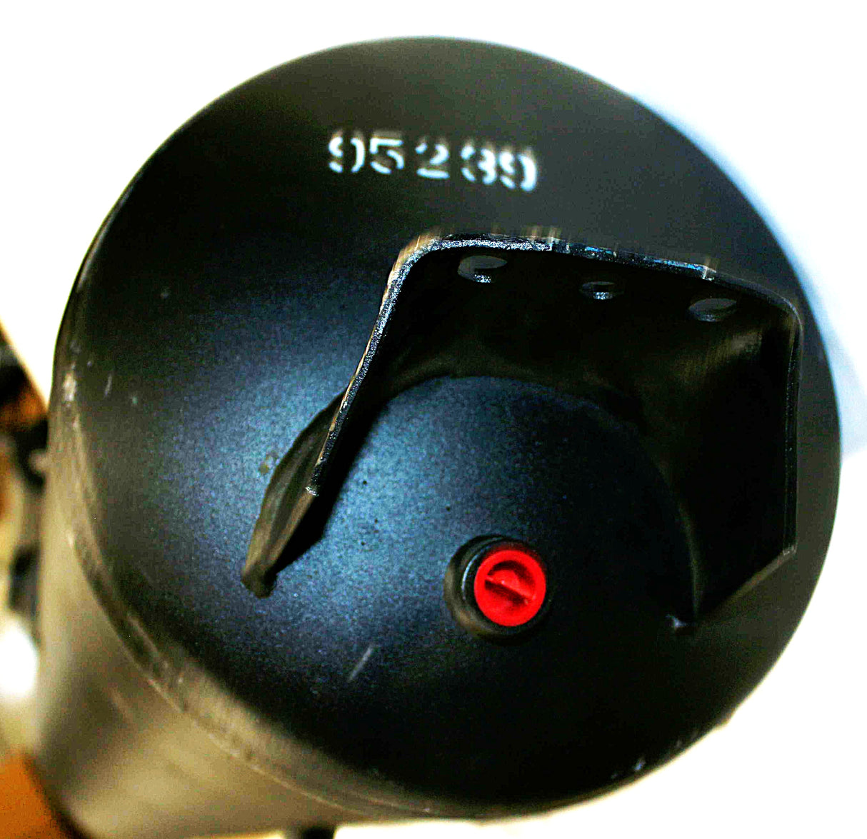 HOOSIER TANK ­-­ 95239 ­-­ TANK AIR 49IN 9.5IN DIA 3 PORTS