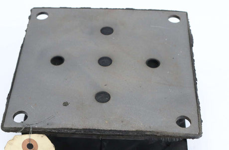KOMATSU ­-­ 99211 ­-­ MOUNT