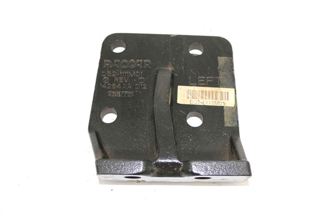 PACCAR ­-­ D62-1111M01 ­-­ LEG ENGINE REAR LH