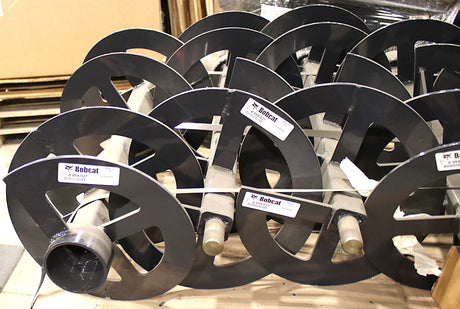 BOBCAT ­-­ 6959027 ­-­ AUGER 36 IN