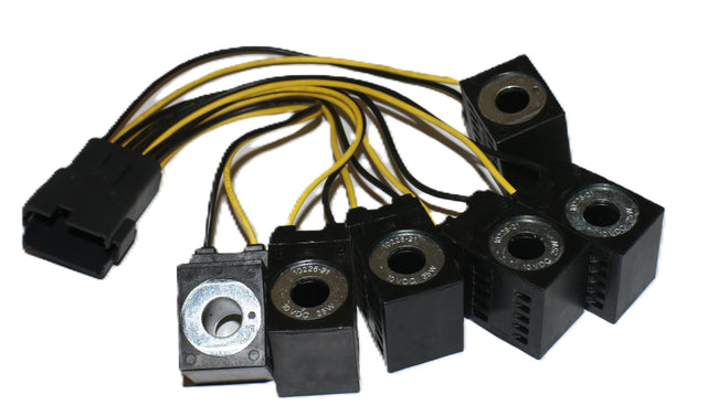 BOBCAT ­-­ 7021954 ­-­ COIL SOLENOID ASSEMBLY