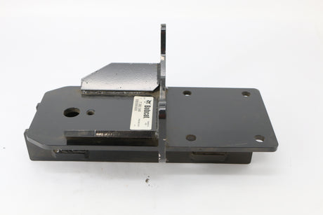 BOBCAT ­-­ 7383346 ­-­ FRAME SWING DRAWBAR