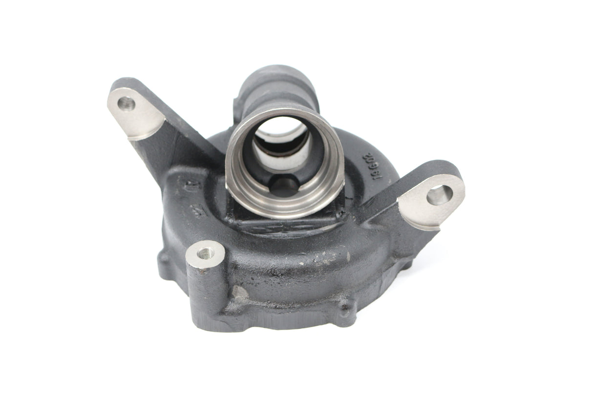BOBCAT ­-­ 6697366 ­-­ HOUSING FRONT AXLE RH