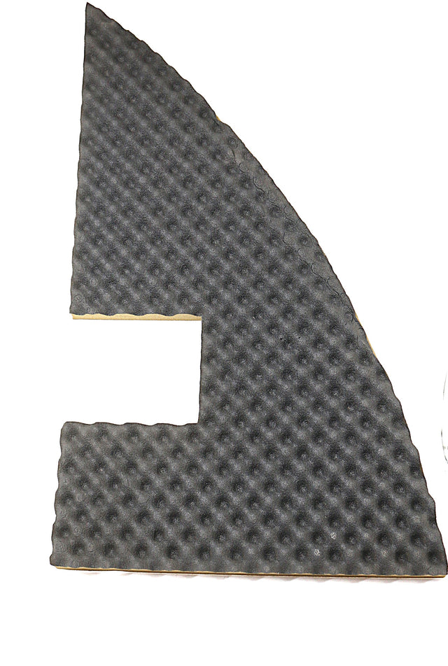 BOBCAT ­-­ 6814372 ­-­ INSULATION