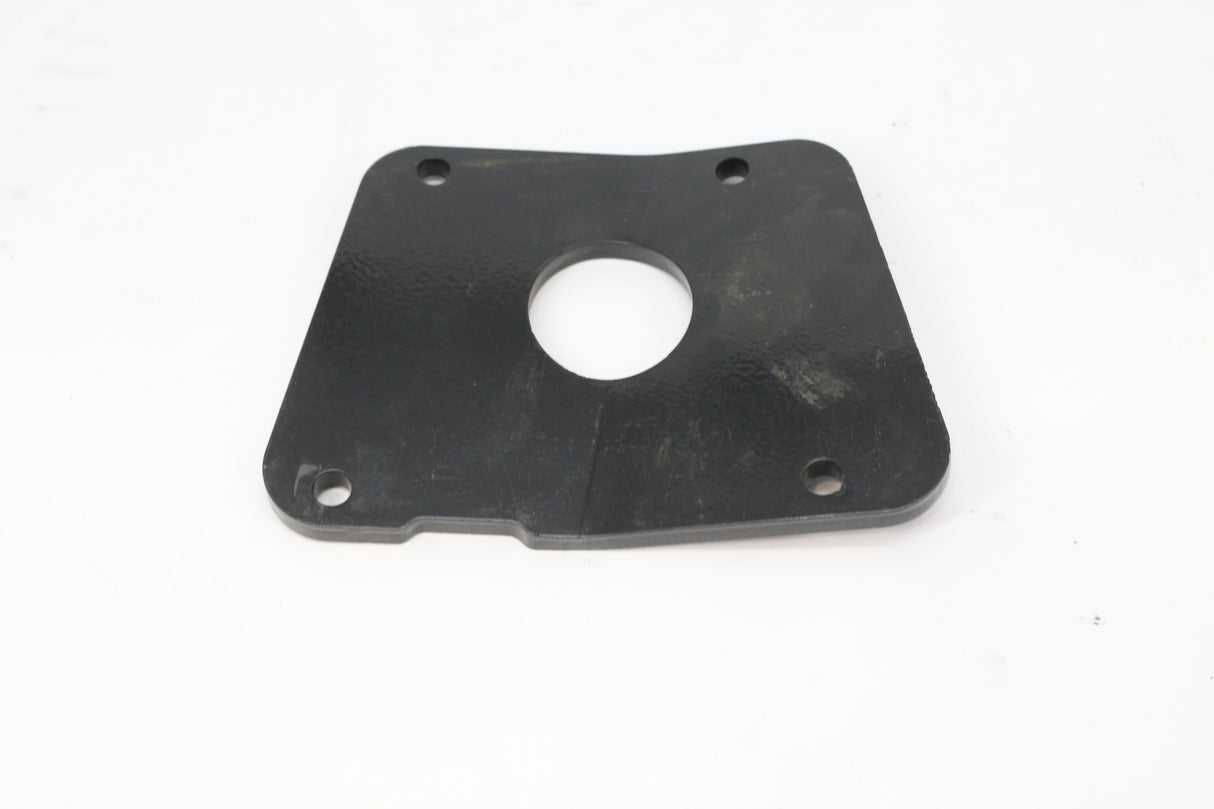 BOBCAT ­-­ 7396324 ­-­ BRACKET MOUNT