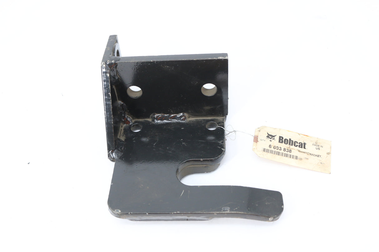BOBCAT ­-­ 6693838 ­-­ MOUNT REAR LH