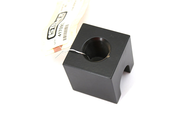 BOBCAT ­-­ 4170902 ­-­ BLOCK CYLINDER