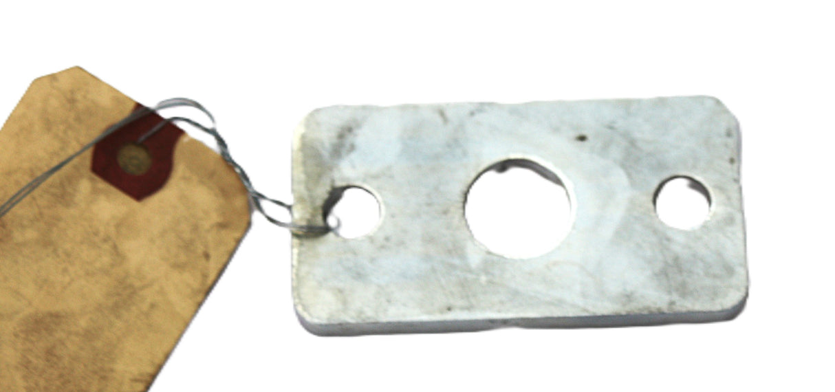 BOBCAT ­-­ 7392703 ­-­ PLATE MOUNTING