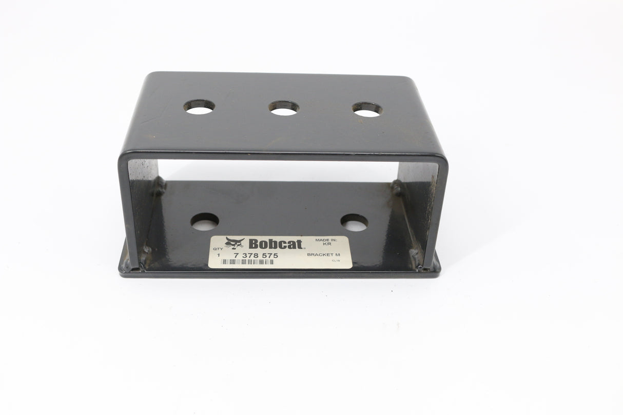BOBCAT ­-­ 7378575 ­-­ BRACKET MOUNT