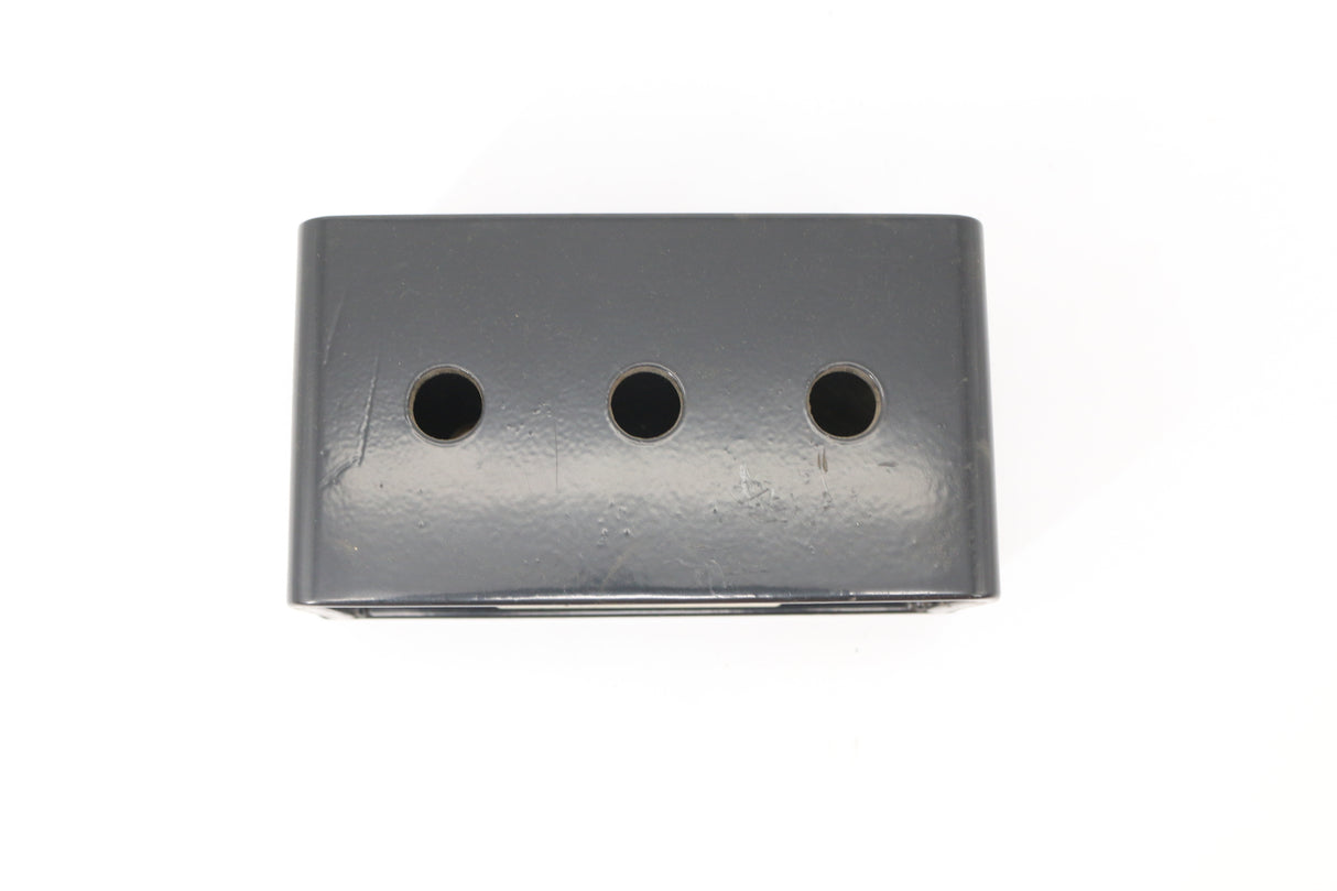 BOBCAT ­-­ 7378575 ­-­ BRACKET MOUNT