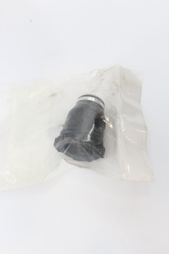 BOBCAT ­-­ 7381375 ­-­ NUT ADAPTER