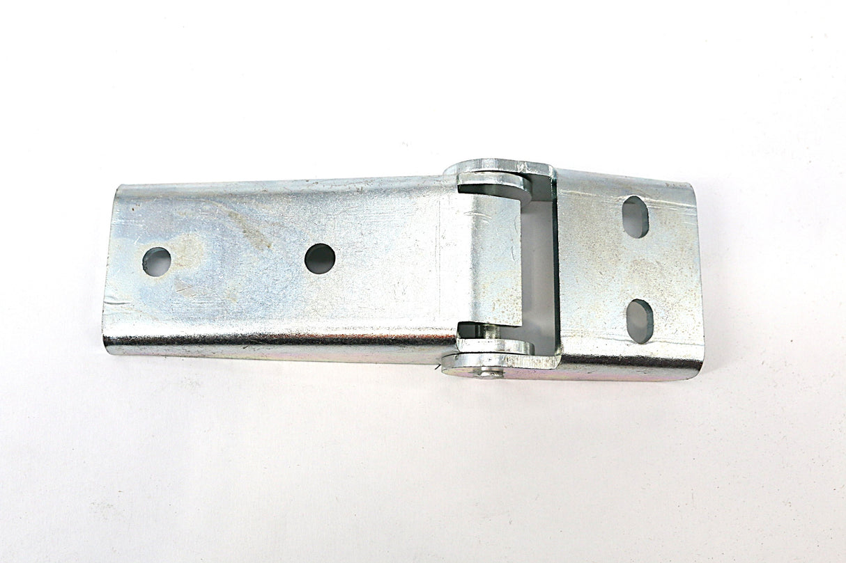 BOBCAT ­-­ 7290302 ­-­ HINGE COVER