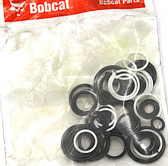 BOBCAT ­-­ 6698312 ­-­ KIT SEAL COMPLETE