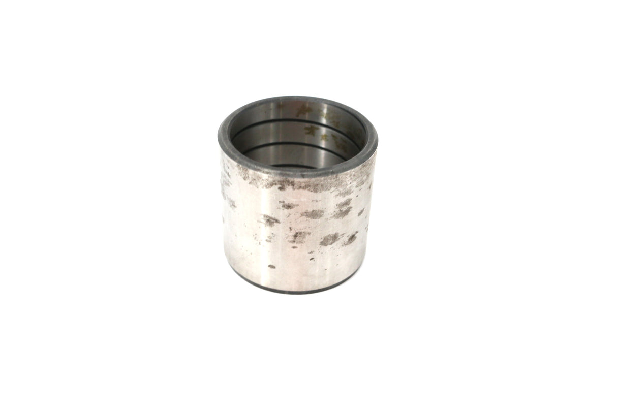 BOBCAT ­-­ 7290704 ­-­ BUSHING PIVOT