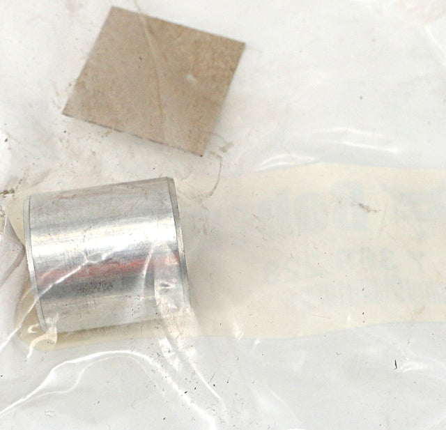 BOBCAT ­-­ 7369228 ­-­ BUSHING GEAR IDLE