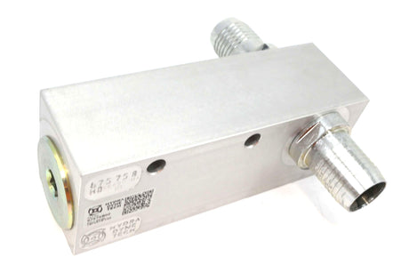 TIGERCAT ­-­ 67575B02 ­-­ HOUSING - STRAINER - CASE BALANCE - 855