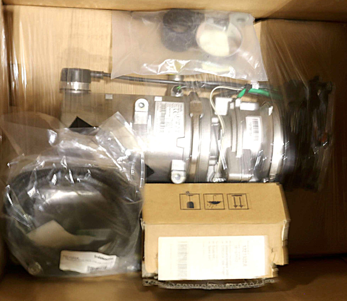 TIGERCAT ­-­ 69559B04 ­-­ KIT - HEATER - COOLANT - DIESEL POWERED - MAGNET