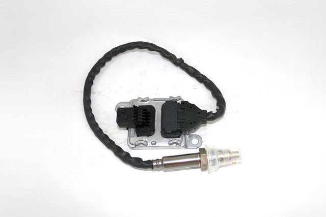 DETROIT DIESEL ­-­ A0101532228 ­-­ INLET NOX SENSOR