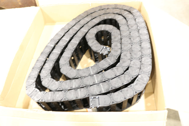 JLG ­-­ 1001120254 ­-­ CHAIN - HOSE/CABLE