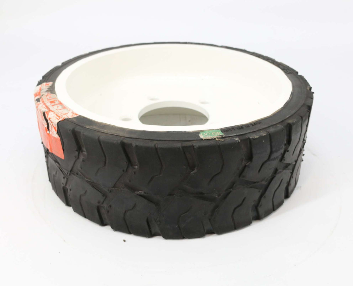 JLG ­-­ 4860180 ­-­ WHEEL 12.5 X4.5 SOLID BLACK
